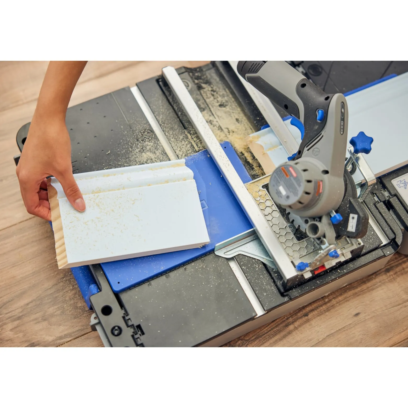 DREMEL® Blueprint Mobile Sägestation / 1x Akku 12V 2.0Ah + Ladegerät - F013CS12JM