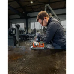 Fein Magnetschraubstock mit Backenbreite von 100 mmFEIN VersaMAG Schraubstock Set inklusive Schutzbacken aus Aluminium - 90701009000
