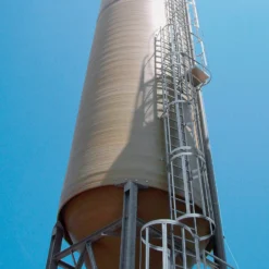 Günzburger Steigtechnik mehrzügige Steigleiter mit Rückenschutz (Maschinen) Aluminium eloxiert 12,12 m - 500231