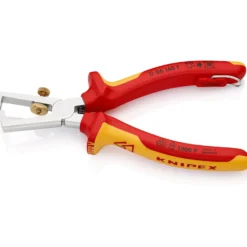 Knipex Abisolierzange mit Befestigungsöse verchromt, isoliert mit Mehrkomponenten-Hüllen, VDE-geprüft; mit integrierter isolierter Befestigungsöse zum Anbringen einer Absturzsicherung 160 mm - 1106160TBK