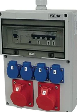 Kunststoffwandverteiler Verschraubung M32 1xCEE 32 A,1xCEE 16 A,4x230V