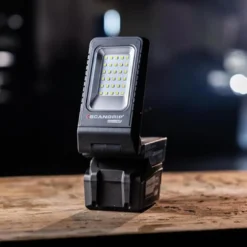 LED-Strahler BASIC CONNECT 97 W 1000 lm 5,2 Ah 18 V IP30 SCANGRIP