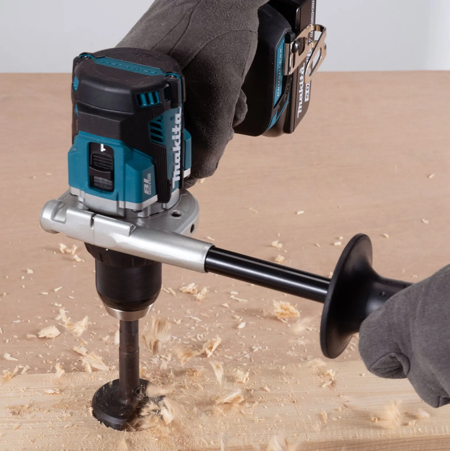 Makita DDF489RTJ Akku-Bohrschrauber 18 V / 2x 5,0 Ah Akku + Ladegerät im MAKPAC