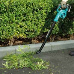 Makita DUB186PTE Akku-Laubbläser 18 V / 2x 5,0 Ah Akku + Doppelladegerät