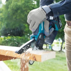 Makita DUC101T Akku-Astsäge 18V / 1x 5,0 Ah Akku