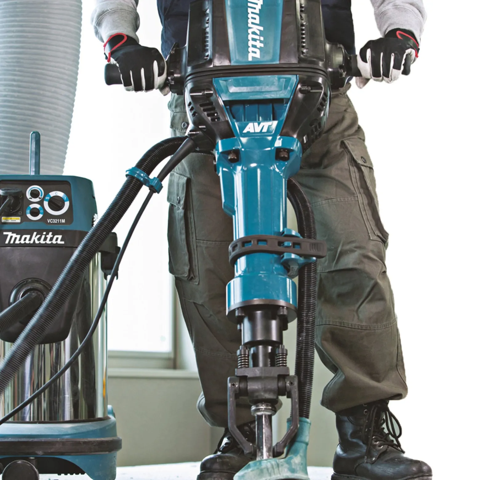 Makita HM1812 Stemmhammer für Bosch 1 1/8" 2.000 W